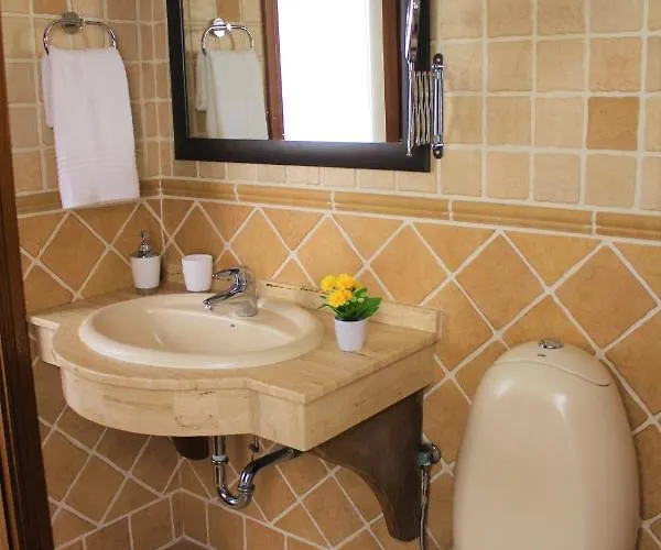 Delhi By Privilege Bay ヴィラ ラ・オリーバ