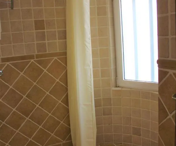 Delhi By Privilege Bay ラ・オリーバ